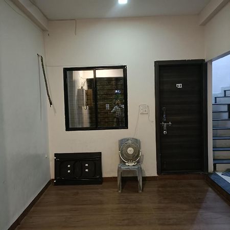 Mahalaxmi Nagar Residency Ac Rooms Indore Eksteriør billede